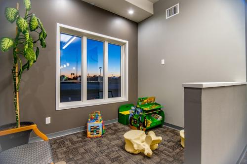 5Childrens Waiting Rm1